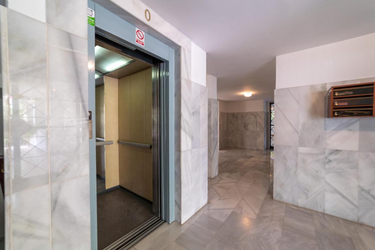 Iloftmalaga Atico Carihuela Apartman Torremolinos Kültér fotó