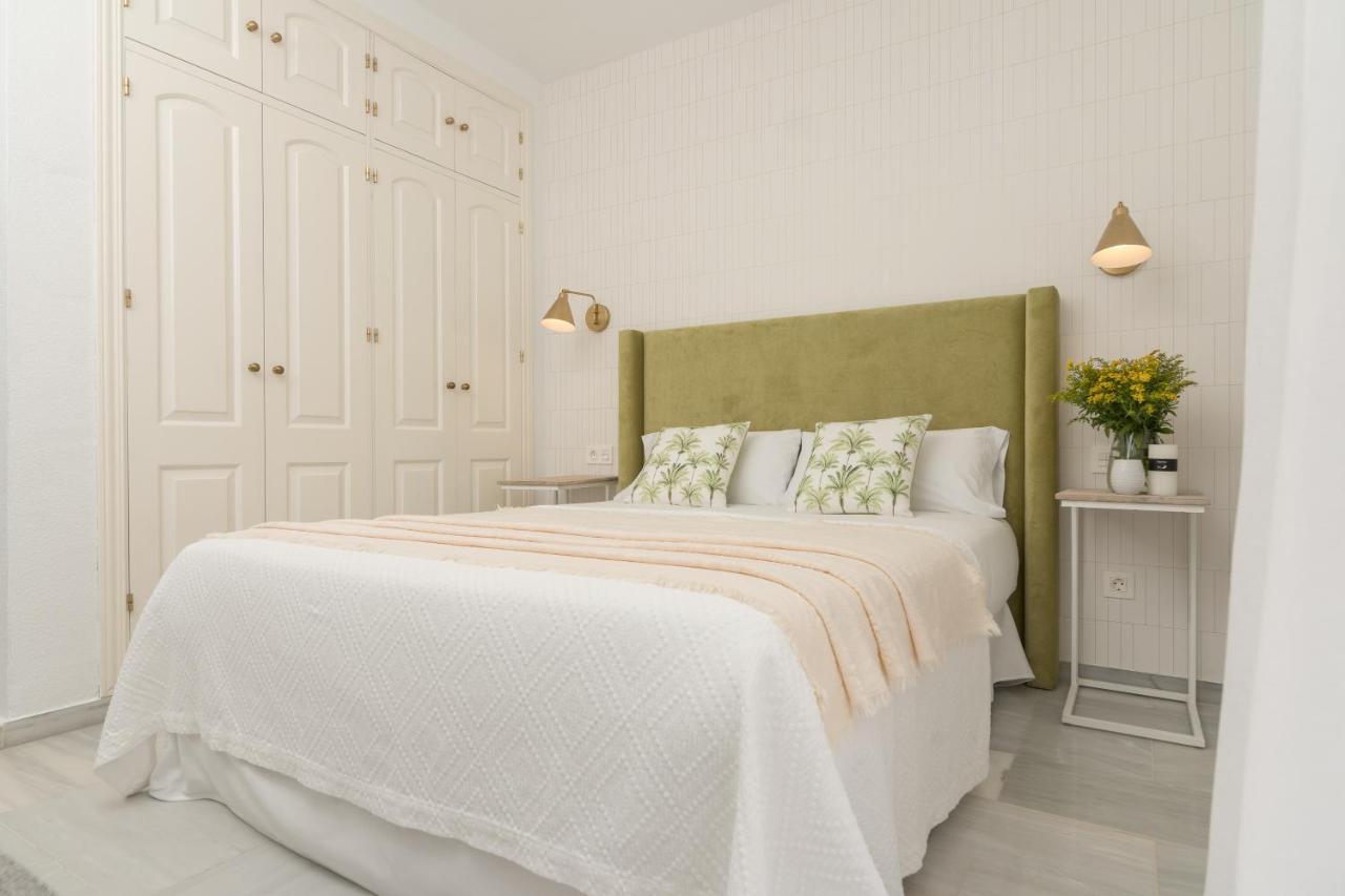Iloftmalaga Atico Carihuela Apartman Torremolinos Kültér fotó