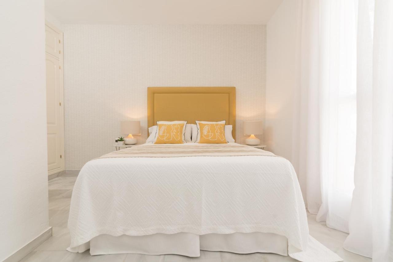 Iloftmalaga Atico Carihuela Apartman Torremolinos Kültér fotó